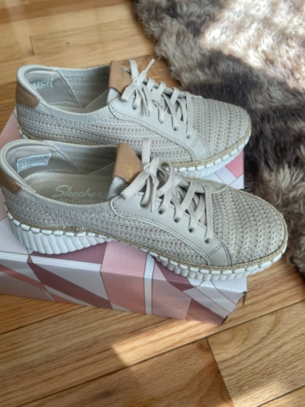 Skechers Memory Foam sneakers with shimmer accents